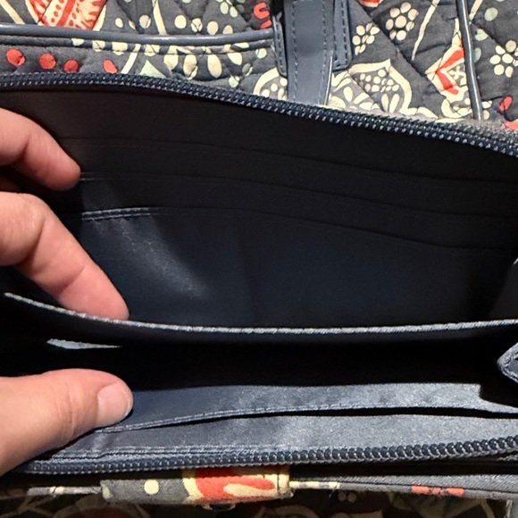 Vera Bradley wallet - Picture 2 of 5